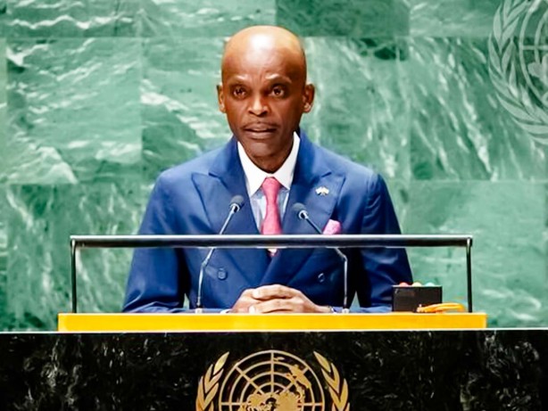 Foto - Sen var ya adamın dibisin! Bu adamı Türkiye’ye getirip alnından öpmek lazım