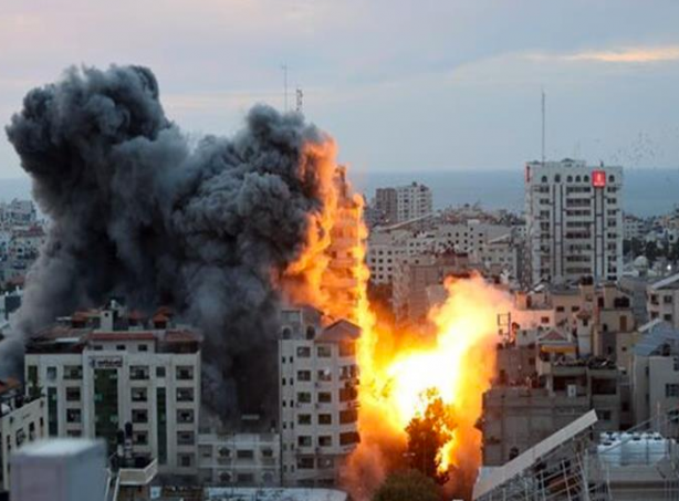 Foto - Sen var ya, hakikaten adamın dibisin! O alçağa öyle bir "Filistin" kapağı yaptı ki, dünya ayakta alkışladı