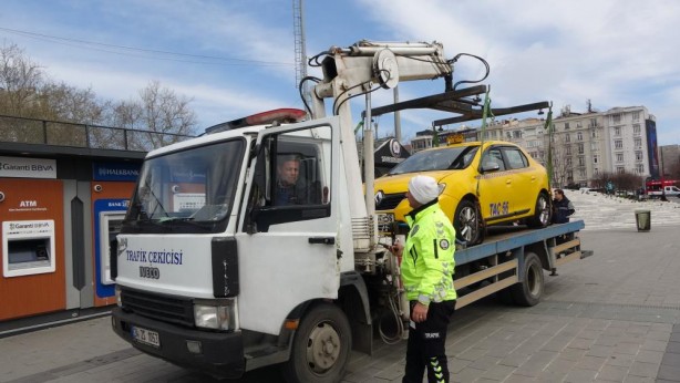 Foto - Sende hiç mi vicdan yok? Bu taksicinin yaptığını ancak Sülün Osman yapardı