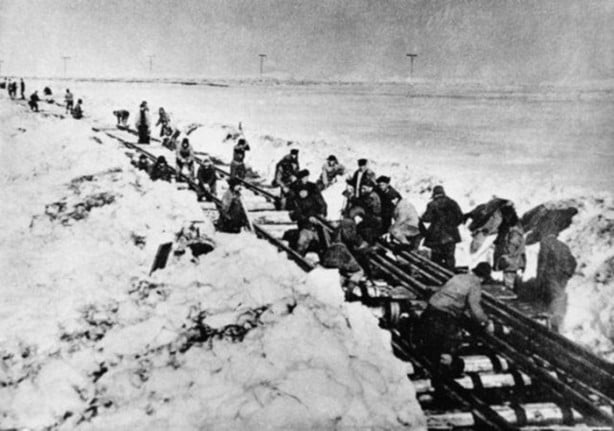 Foto - Seneler sonra kapılarını açtı