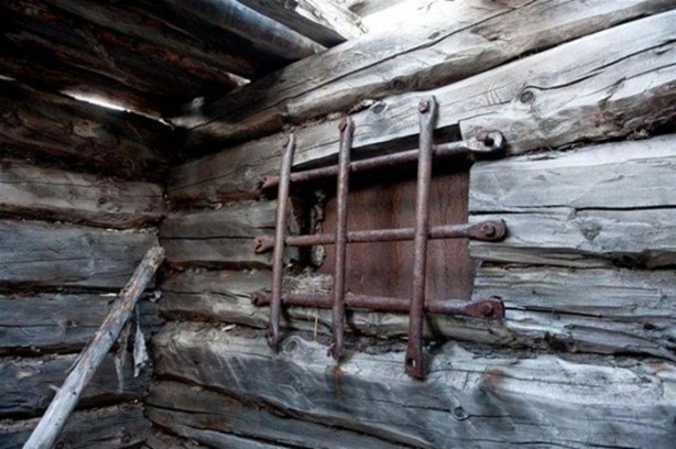 Foto - Seneler sonra kapılarını açtı