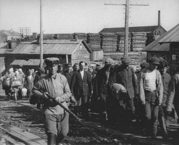 Foto - Seneler sonra kapılarını açtı
