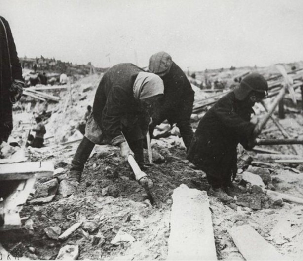 Foto - Seneler sonra kapılarını açtı