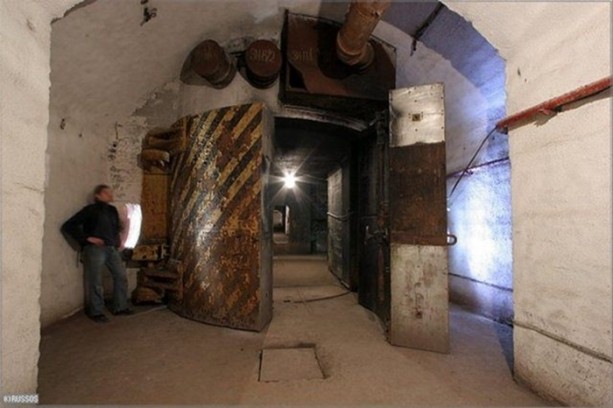 Foto - Seneler sonra kapılarını açtı