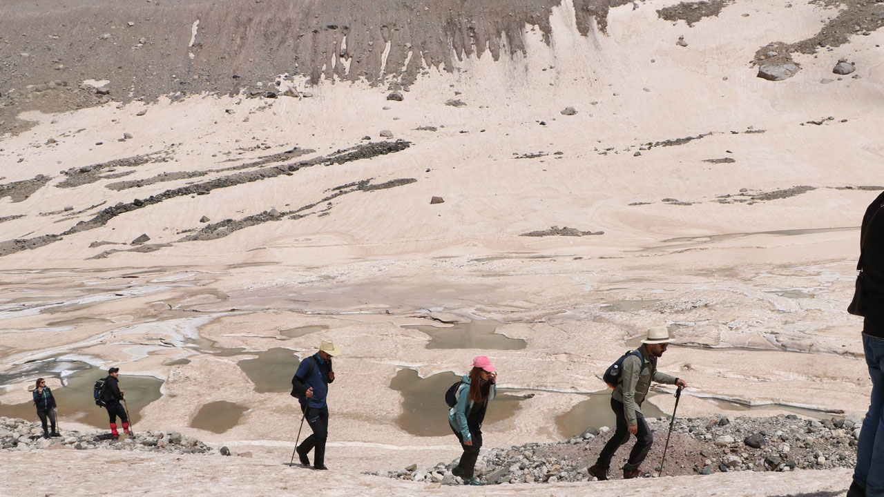 Foto - Senelerce gidilmesi yasaktı! Dünyanın öbür ucunda değil 20 bin yıllık buzullar Türkiye'de