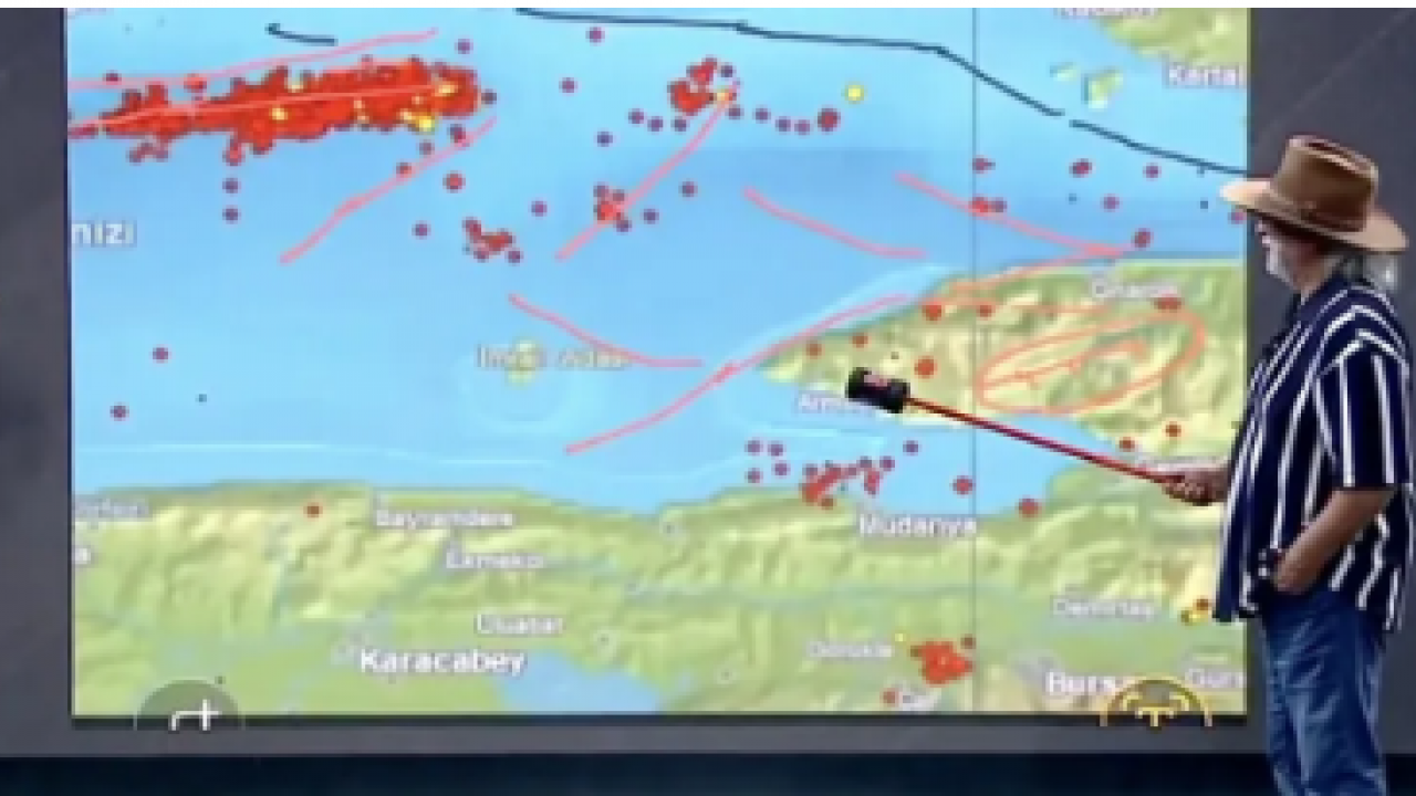 Foto - Şener Üşümezsoy, Fulya Öztürk'e patladı: Size o kadar kızıyorlar ki..
