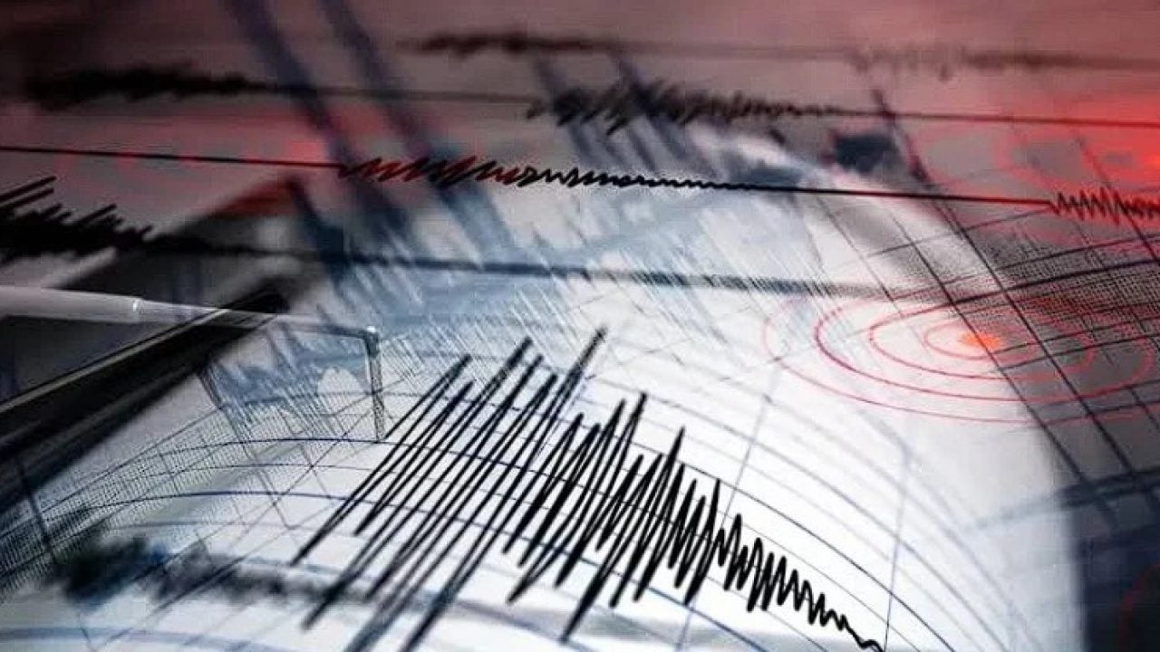 Foto - Şener Üşümezsoy işaret etmişti: Korkulan oldu, peş peşe deprem haberleri gelmeye başladı