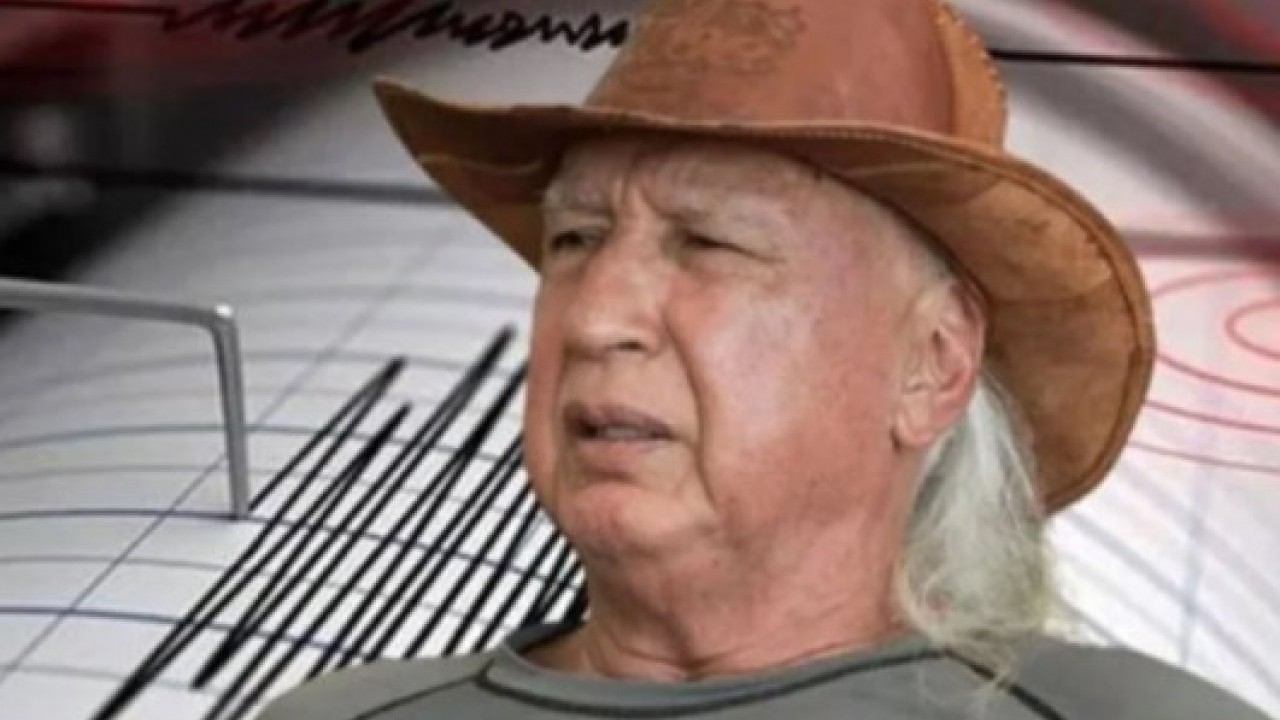 Şener Üşümezsoy'dan yeni deprem açıklaması: Beklediği büyüklüğü açıkladı!