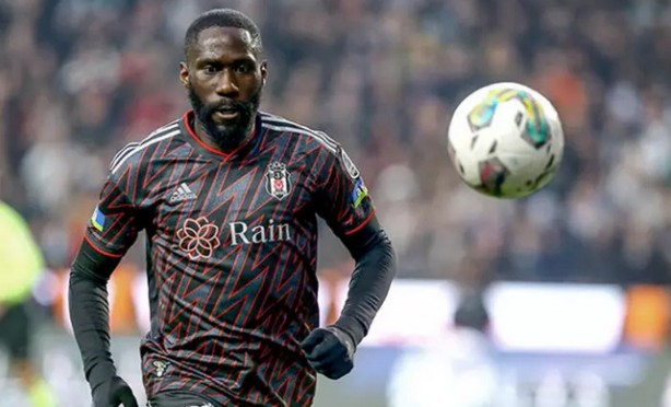 Foto - Şenol Güneş kelleleri birer birer alıyor.. Büyük değişim yaşanacak.. Şok gelişme!