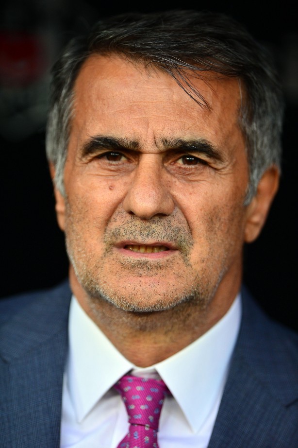 Foto - Şenol Güneş: Susuyorsak salaklığımızdan susmuyoruz