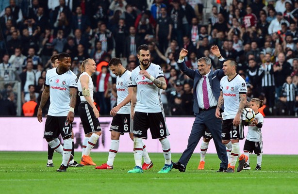 Foto - Şenol Güneş: Susuyorsak salaklığımızdan susmuyoruz