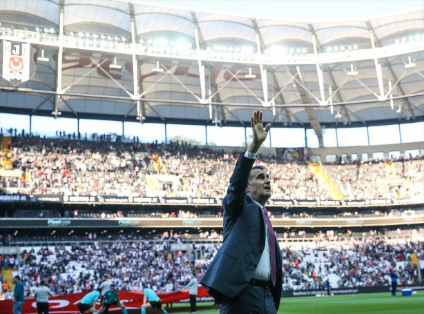 Foto - Şenol Güneş: Susuyorsak salaklığımızdan susmuyoruz