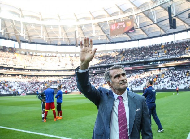 Foto - Şenol Güneş: Susuyorsak salaklığımızdan susmuyoruz