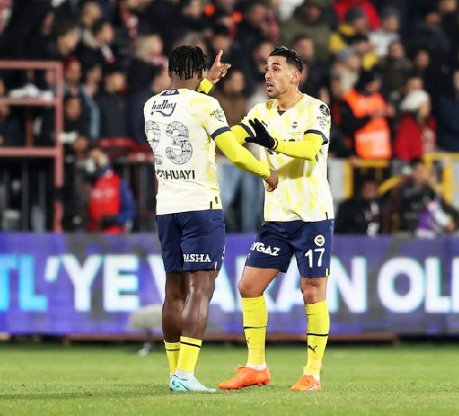 Foto - Şenol Güneş talimatı verdi! Hem Fenerbahçe hem Galatasaray'dan o isimler...