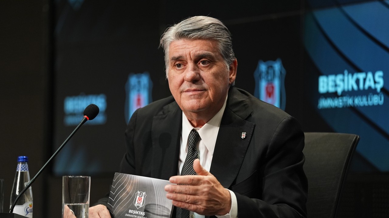 Serdal Adalı'dan imza töreninde TFF'ye tepki! Şu gelişmeye bakın dedi ve...