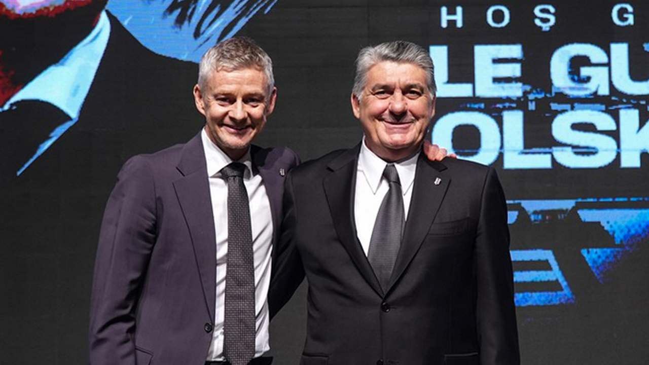 Foto - Serdal Adalı’dan müthiş atak… Beşiktaş'tan santrfora sürpriz transfer! Hedefteki isim ortaya çıktı!