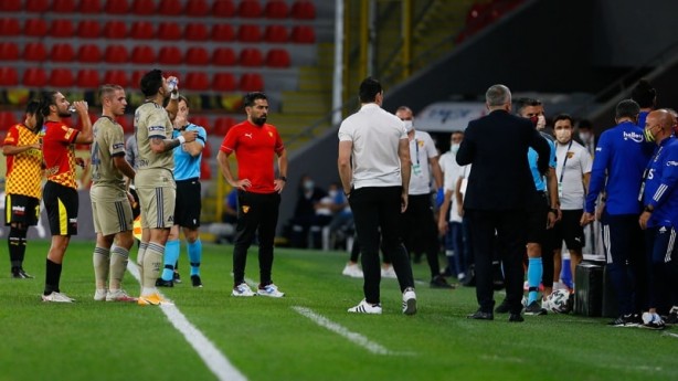 Foto - Serdar Aziz'den olay sözler: Şerefsiz...