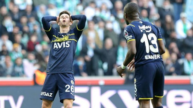 Foto - Serdar Dursun krizi! Elmacık kemiği kırıldı, hakem ve doktorlar araya girdi...