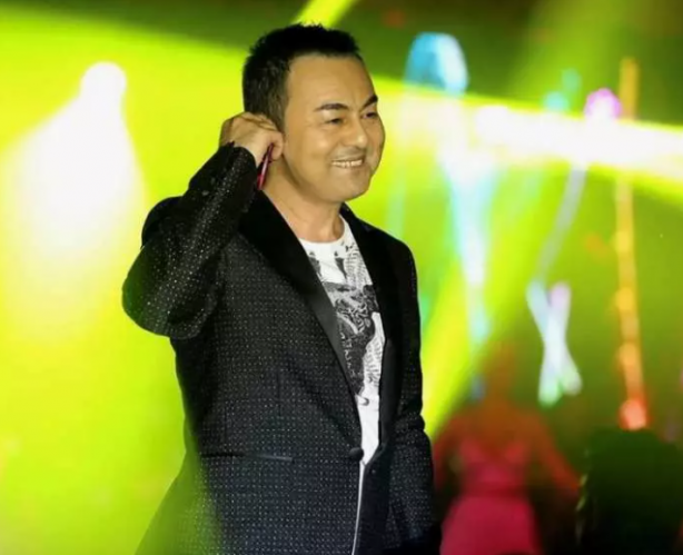 Foto - Serdar Ortaç şimdi de bakın ne yaptı! Kumar belasının ibretlik sonu