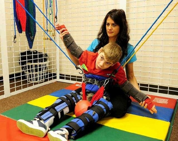 Foto - Serebral Palsi hastalığının belirtileri 