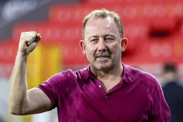 Foto - Sergen Yalçın bombası patlıyor! Kararını verdi...