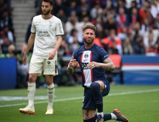 Foto - Sergio Ramos'un abisinden şaşırtan talep! Yapılan teklifi...