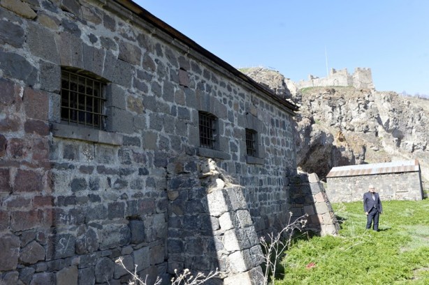 "Serhat Şehri"ndeki tarihi yapılar turizme ivme kazandıracak