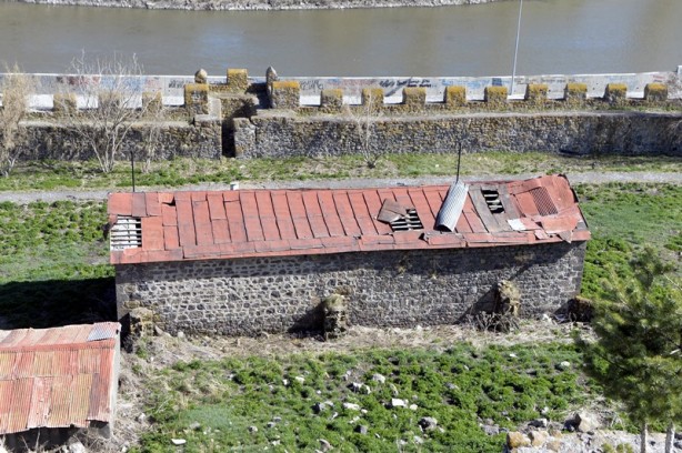 Foto - "Serhat Şehri"ndeki tarihi yapılar turizme ivme kazandıracak