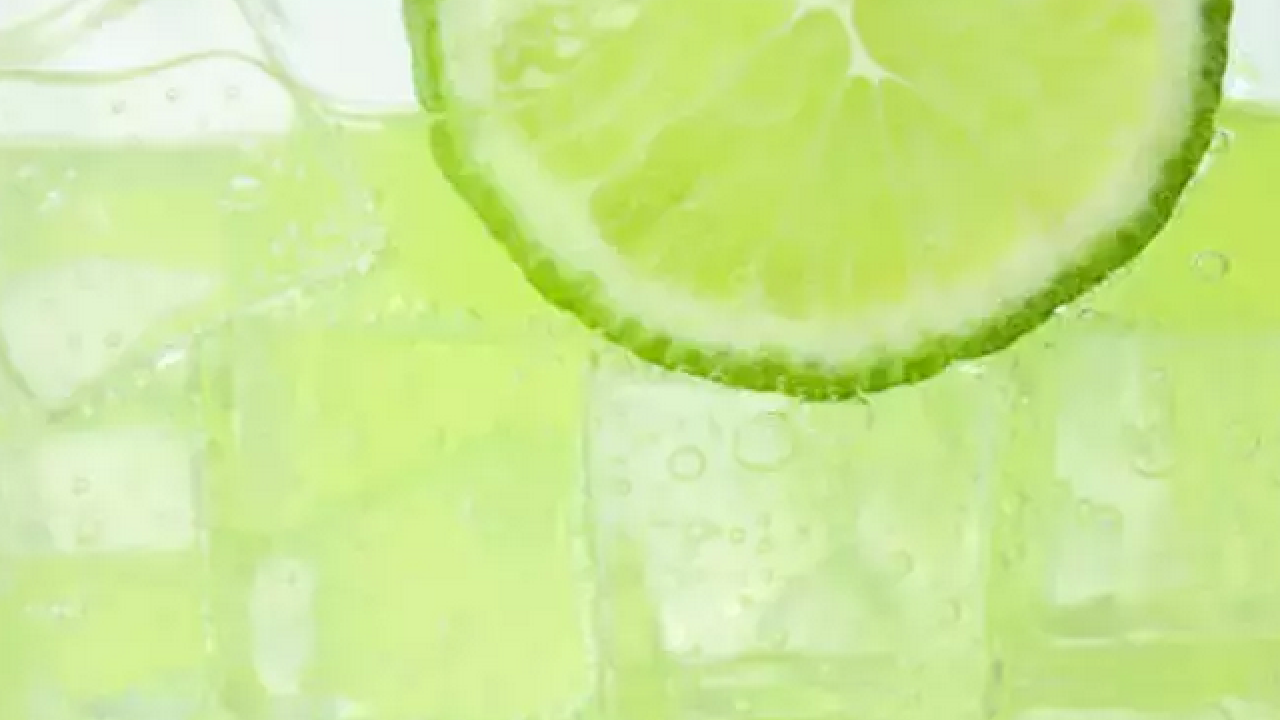 Serinlemek için içiyorduk, zayıflatıyormuş! Su yerine için, 1 tarçınla tadı taçlanıyor: Müthiş tarif