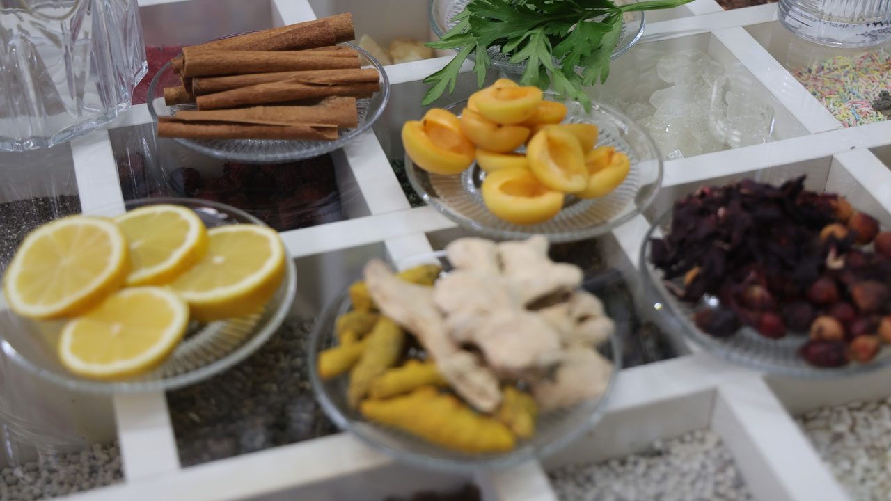 Foto - Serinlemenin en sağlıklı yolu! Bu bitkisel karışım hem ferahlatıyor hem güçlendiriyor