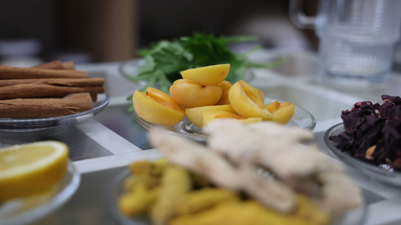 Foto - Serinlemenin en sağlıklı yolu! Bu bitkisel karışım hem ferahlatıyor hem güçlendiriyor