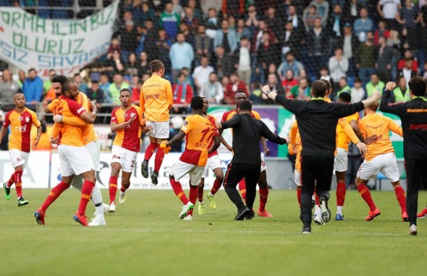 Foto - Serkan Çınar'dan Türk futbolunu ayağa kaldıracak çıkış! VAR'daki hakem öyle bir skandala imza atmış ki...