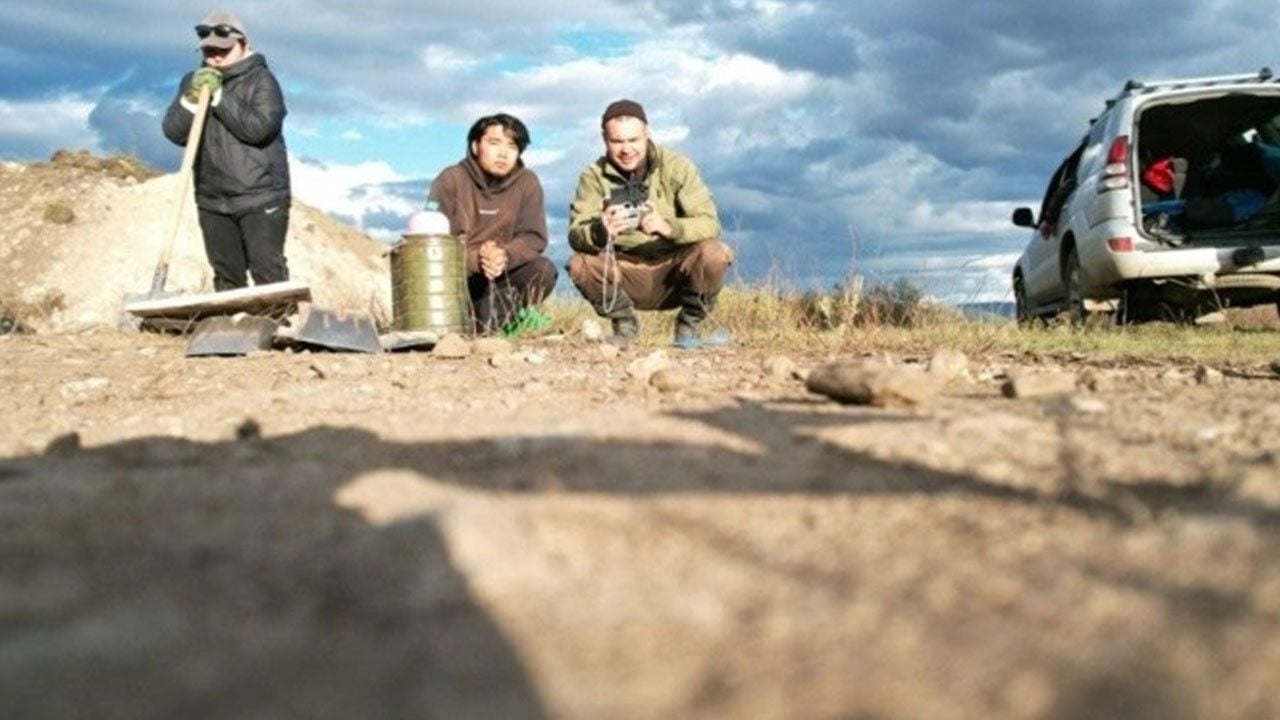 Foto - Ses çıkaran kuş figürü gizemini koruyor! O ülkede toprağın altından 1400 yıllık Türk şehri çıktı