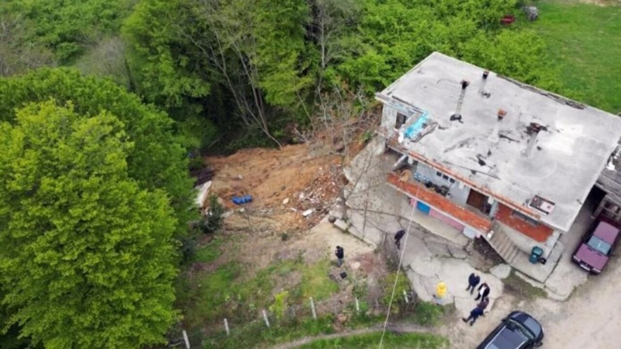 Foto - Sesi duydu dışarı çıktı! Hayatının şokunu yaşadı