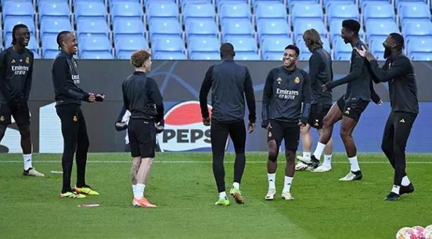 Foto - Sessizlik bozuldu, Real Başkanı’ndan açıklama geldi: Sezon sonu kriz fışkıracağına tüm medya şahit olacak! Ancoletti güvenmiyor…