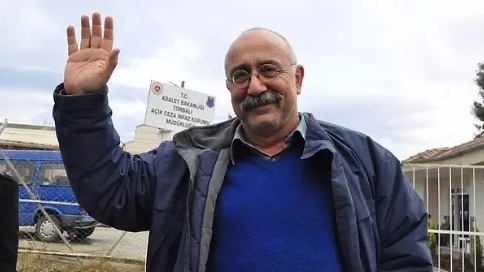 Foto - Sevan Nişanyan Atatürk’ü nişan aldı! Öldürülen okul müdürüne kin kustu katili savundu