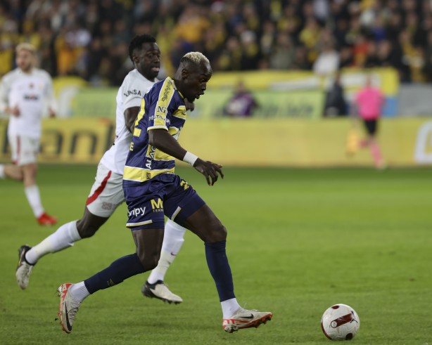 Foto - Sevindiren gelişme! Galatasaray'dan scout transferi! Okan Buruk hayran kaldı: Yok böyle bir transfer…