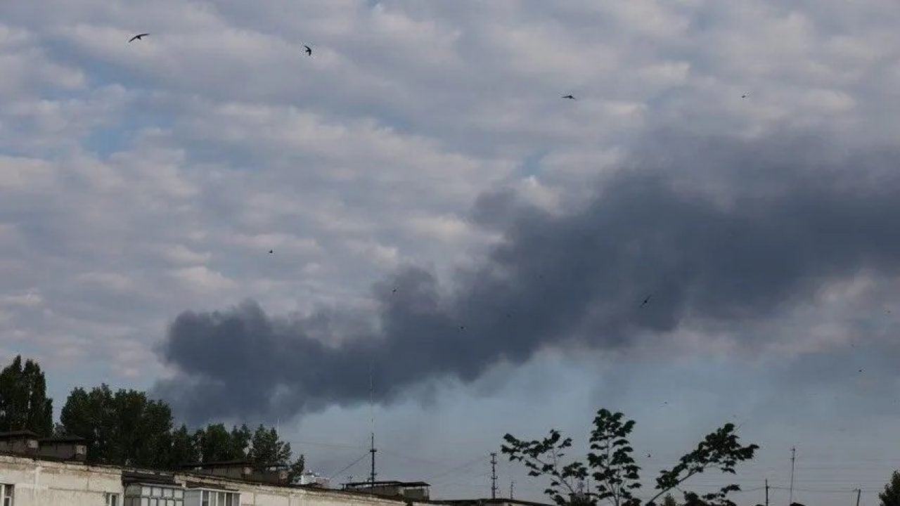 Foto - Seyir füzelerinin motorlarının üretimi yapılıyordu: Savunma sanayi tesisi vuruldu