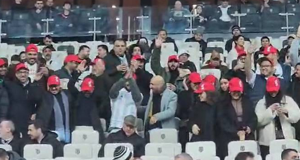 Seyirci azlığında, tribünlere Arap turist dopingi! Darısı diğer statlarımızın başına... 
