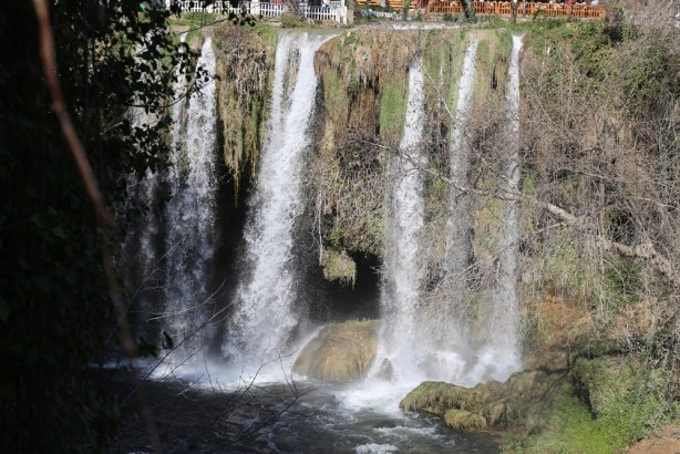 Foto - Seyrine doyum olmuyor: Düden Şelalesi - 7