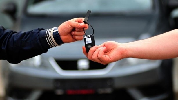 Foto - Şeytanın bile aklına gelmeyecek araç vurgunu! Gerçeği noterde öğrendiler