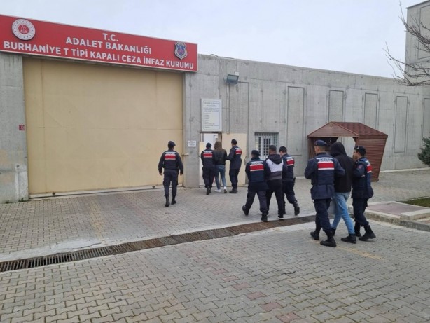 Foto - Şeytanın talebeleri yakayı ele verdi! Bu da 'ileri tarihli' dolandırıcılık