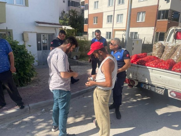Foto - Seyyar satıcıdan şüphelenen zabıta, soğan çuvallarını tartınca şaştı kaldı! Gerçek ortaya çıktı! Rezalet ki ne rezalet