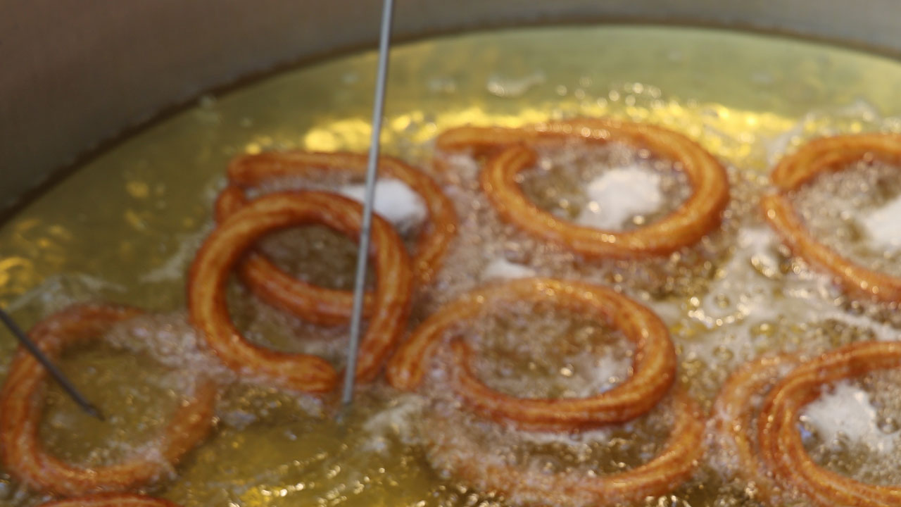 Foto - Seyyarlıktan dükkan sahipliğine! 23 yaşındaki Lokman’ın tatlı başarısı