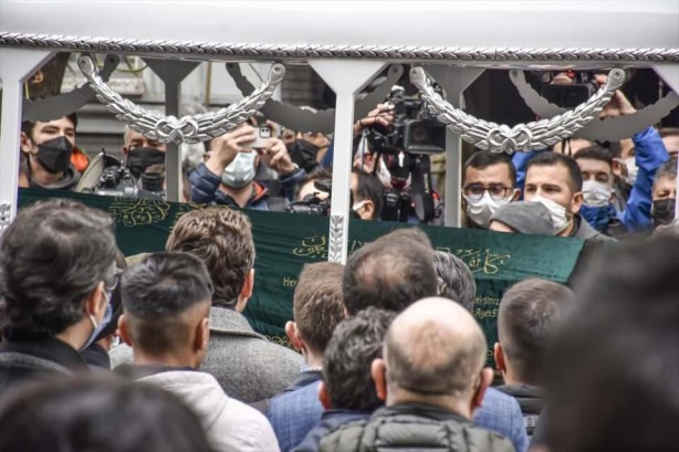 Foto - Sezai Karakoç, son yolculuğuna uğurlandı