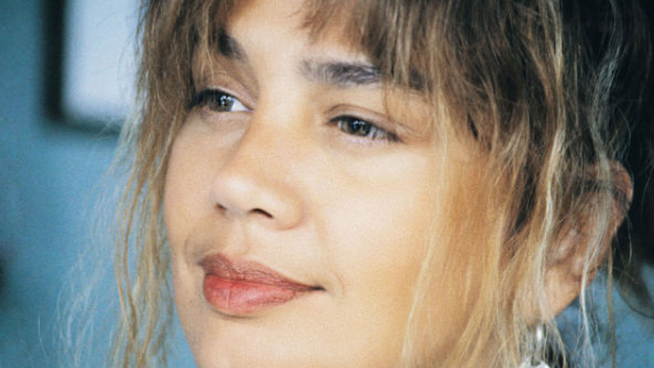 Foto - Sezen Aksu dinleyen varsa bugünden sonra bir kez daha düşünsün