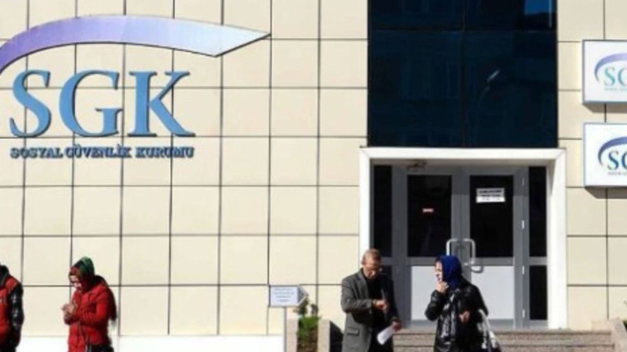 Foto - SGK az önce Türkiye'ye ilan etti! Milyonlar şokta: Erken emeklilik hakkı kaldırılan meslekler belli oldu
