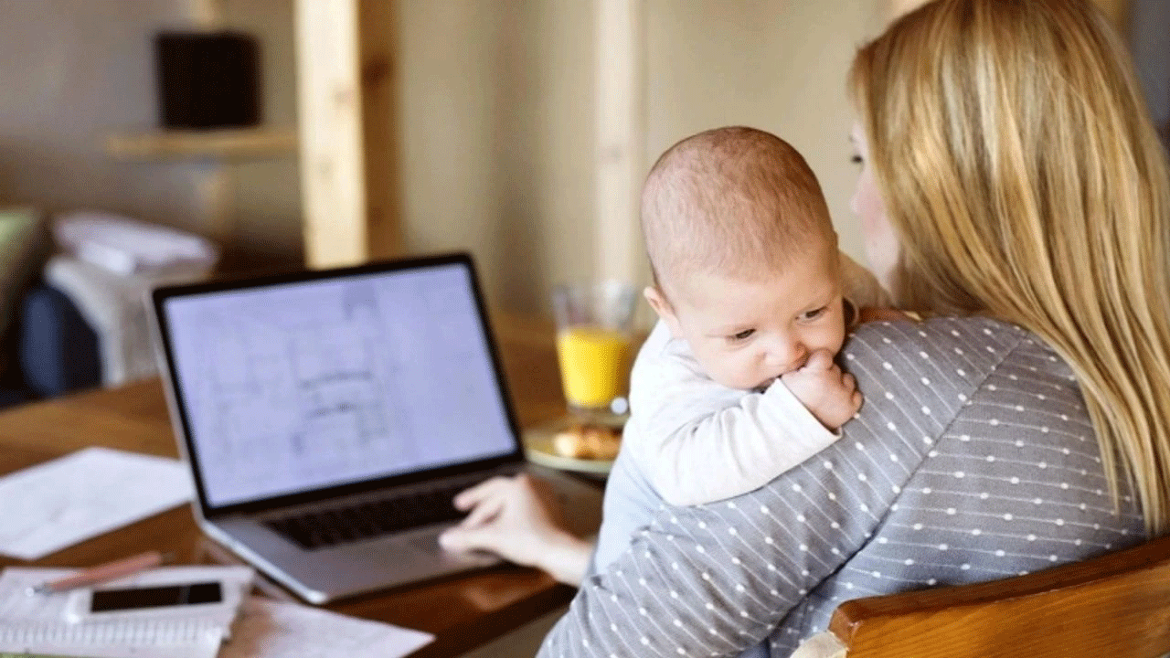 SGK'dan çalışan annelere müjde: Bakıcı desteği yükseltildi!