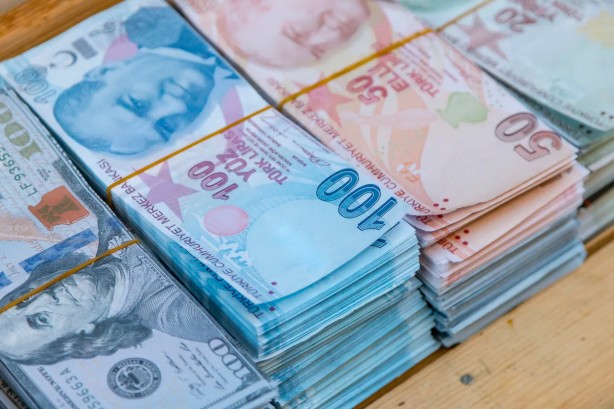 Foto - SGK resmen duyurdu! Ev hanımları bin 547 lira aylıkla emekli olabilir