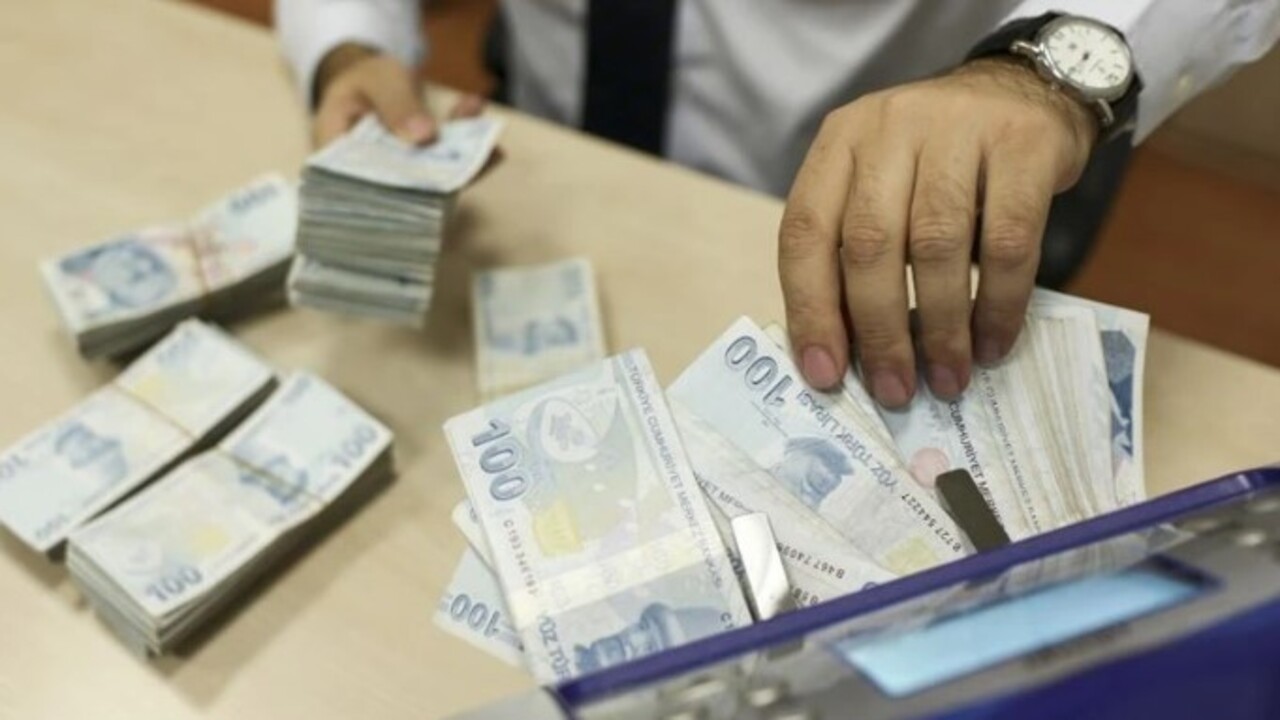 Foto - SGK sert bir dille uyardı! Elden ödemenin cezası en az 40 bin TL